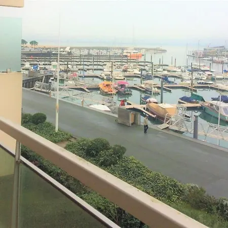 T2 , Avec Terrasse Et Face Au Port *